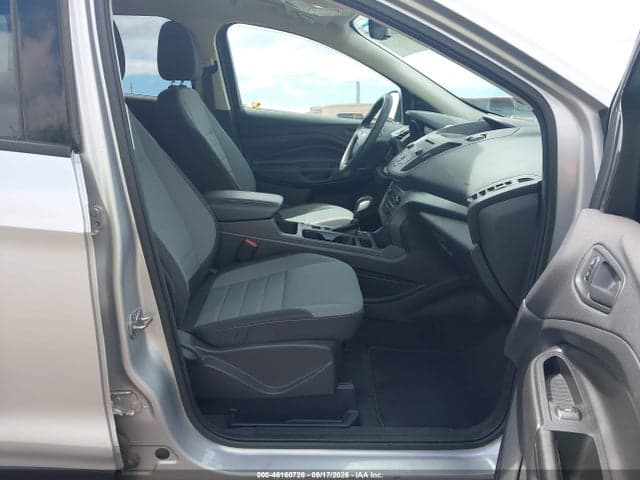 2017 FORD ESCAPE S 5