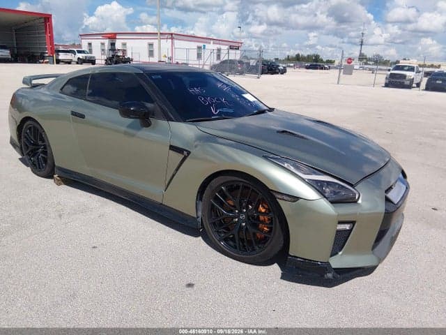 2017 NISSAN GT-R PREMIUM
