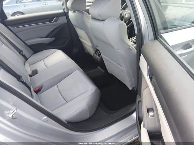 2018 HONDA ACCORD EX 8