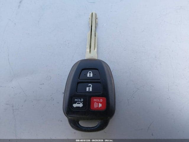 2017 TOYOTA COROLLA SE 11