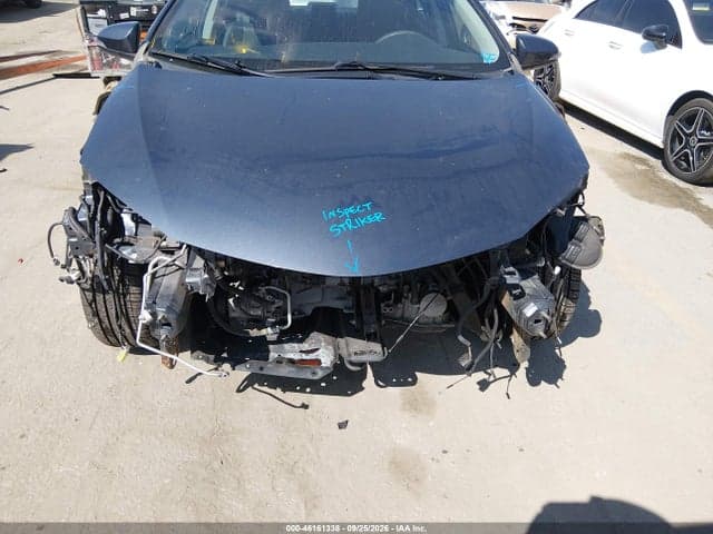 2017 TOYOTA COROLLA SE 18