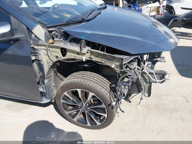 2017 TOYOTA COROLLA SE 19