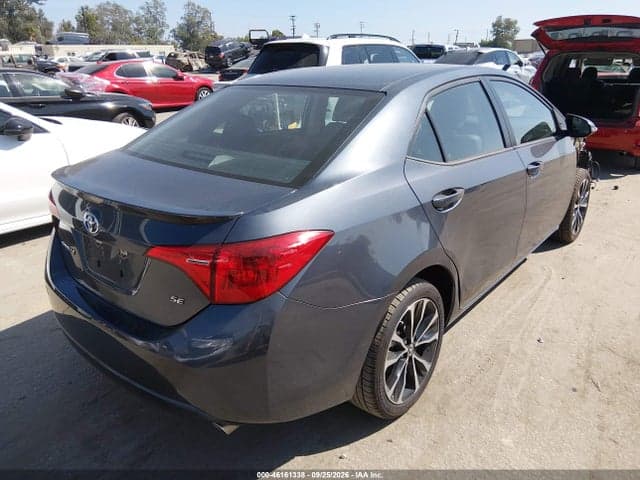 2017 TOYOTA COROLLA SE 4
