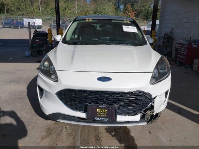 2020 FORD ESCAPE SE 12