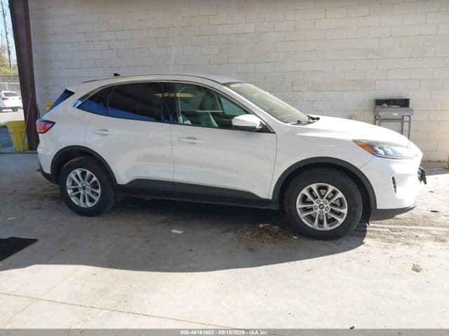 2020 FORD ESCAPE SE 13