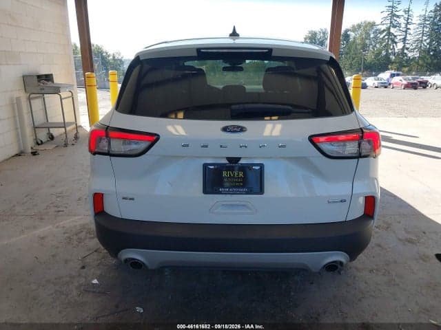 2020 FORD ESCAPE SE 16