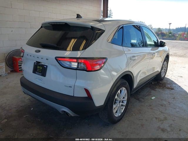 2020 FORD ESCAPE SE 4