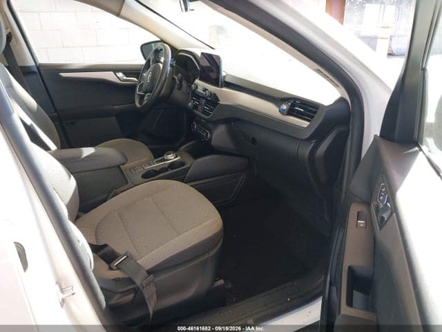 2020 FORD ESCAPE SE 5