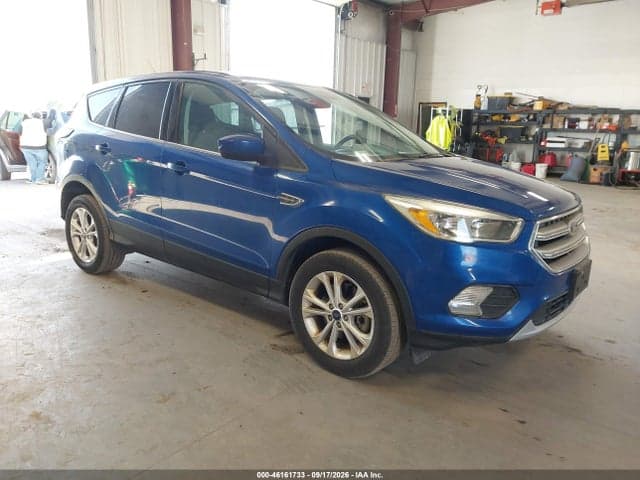 2017 FORD ESCAPE SE 1