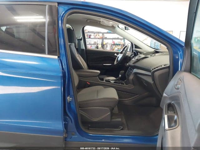 2017 FORD ESCAPE SE 5