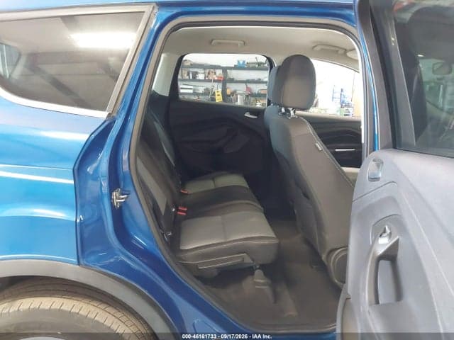 2017 FORD ESCAPE SE 8