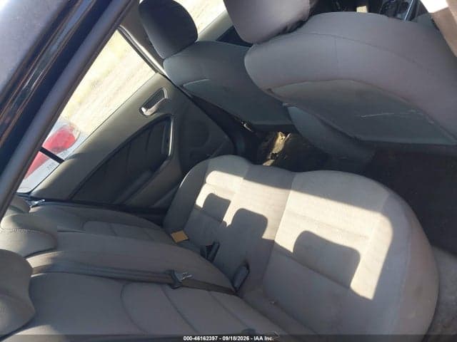 2017 KIA FORTE LX 8