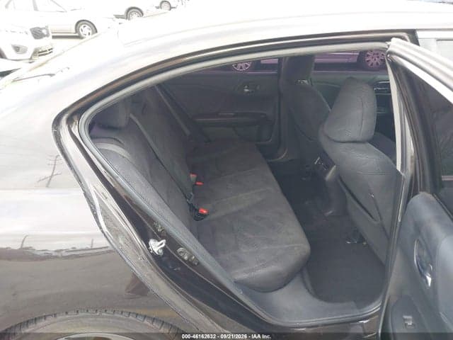 2017 HONDA ACCORD EX 8