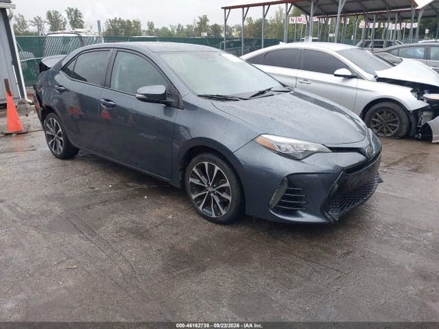 2017 TOYOTA COROLLA SE 1