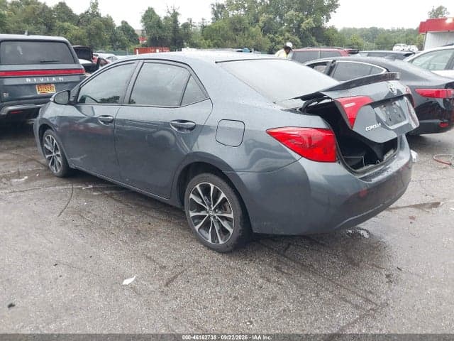 2017 TOYOTA COROLLA SE 3