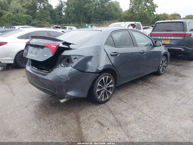 2017 TOYOTA COROLLA SE 4