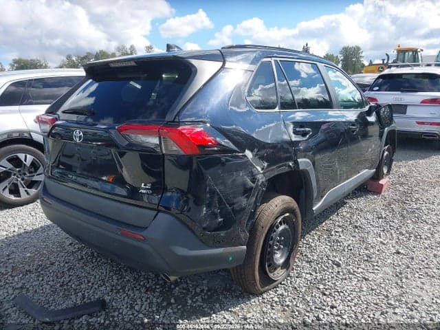 2019 TOYOTA RAV4 LE 4