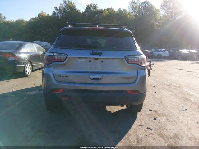 2018 JEEP COMPASS TRAILHAWK 4X4 16