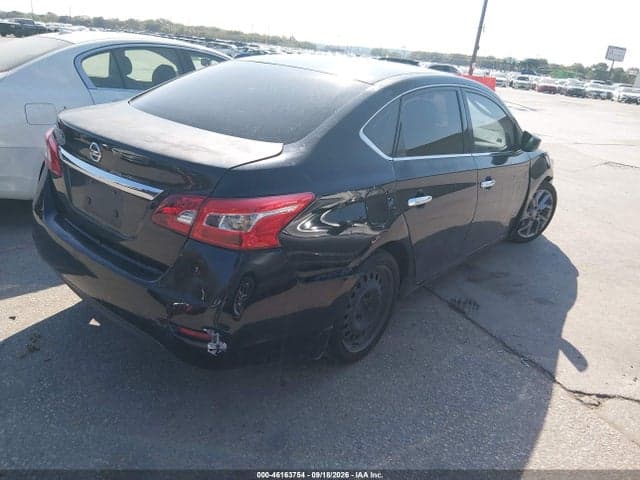 2017 NISSAN SENTRA S 4