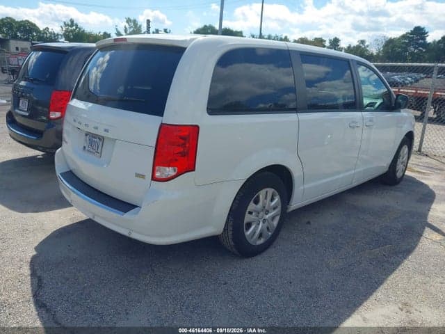 2018 DODGE GRAND CARAVAN SE 4