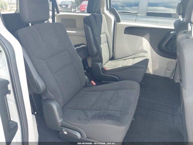 2018 DODGE GRAND CARAVAN SE 8