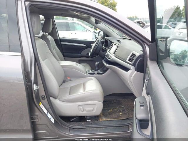 2017 TOYOTA HIGHLANDER XLE 5