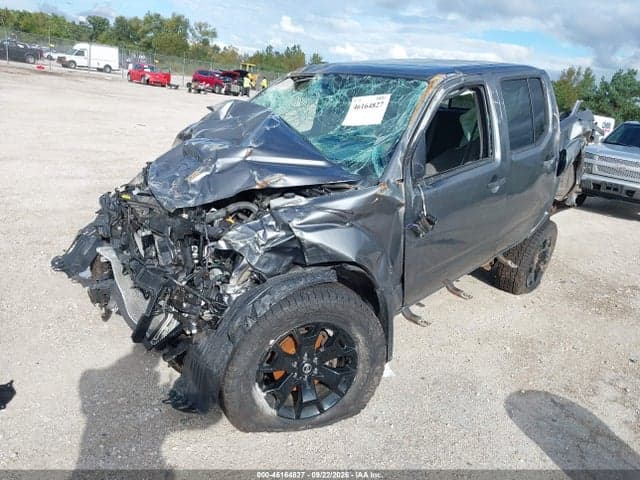 2020 NISSAN FRONTIER 2