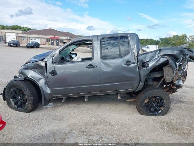 2020 NISSAN FRONTIER 14