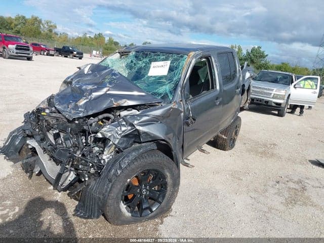 2020 NISSAN FRONTIER 18
