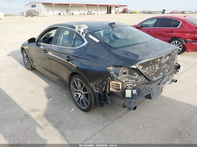 2025 GENESIS G70 2.5T RWD 3