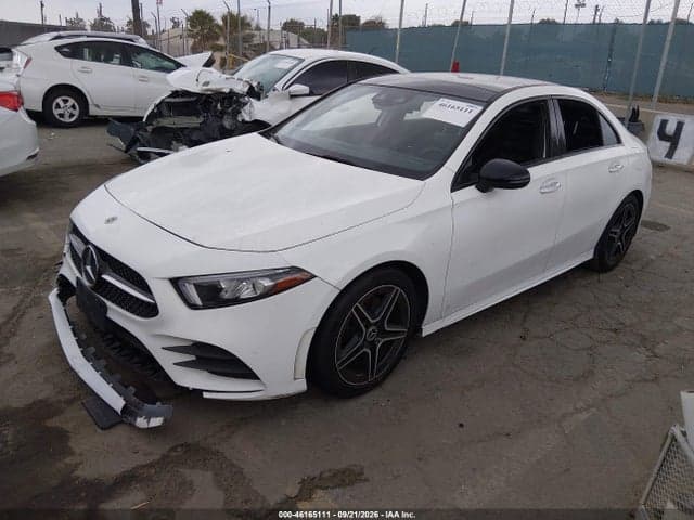 2019 MERCEDES-BENZ A 220 2