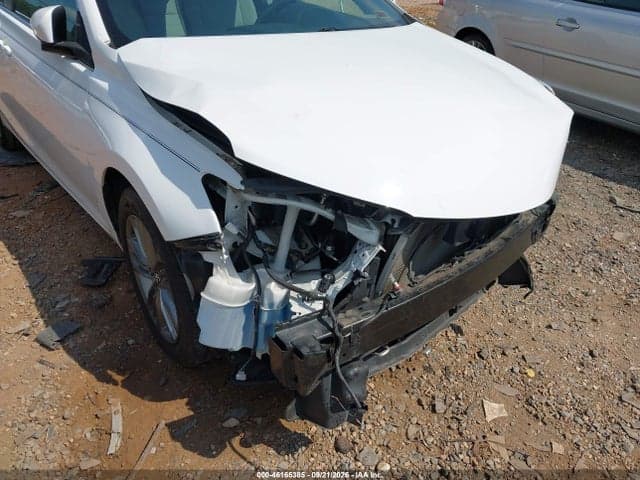 2017 TOYOTA CAMRY SE 6