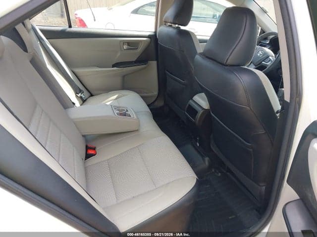 2017 TOYOTA CAMRY SE 8
