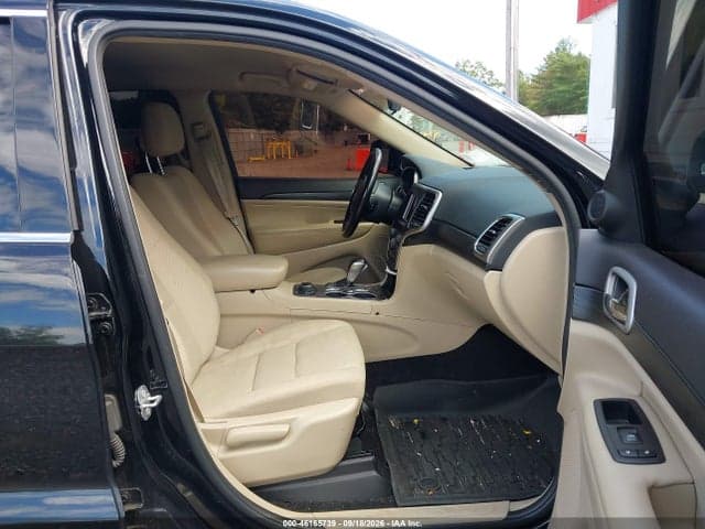 2020 JEEP GRAND CHEROKEE LAREDO E 4X4 5