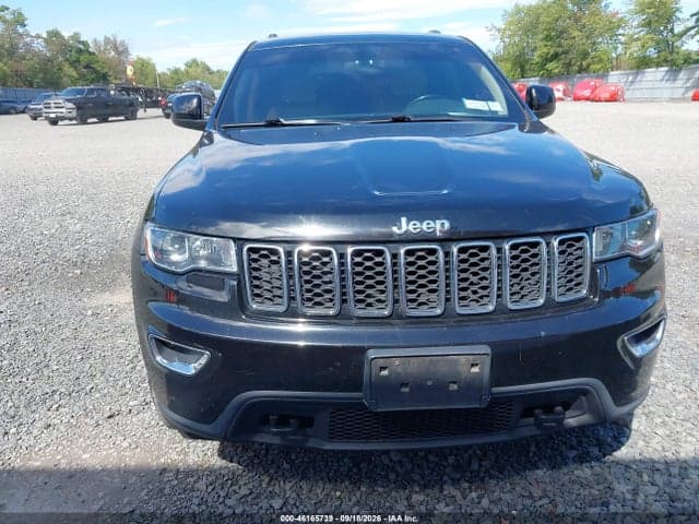 2020 JEEP GRAND CHEROKEE LAREDO E 4X4 6