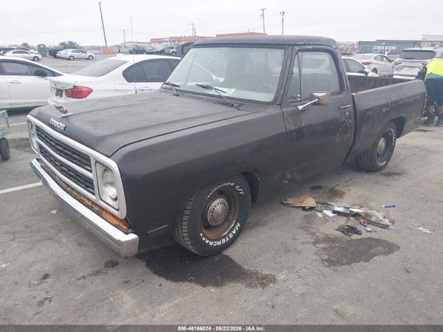 1982 DODGE D-SERIES D150 2