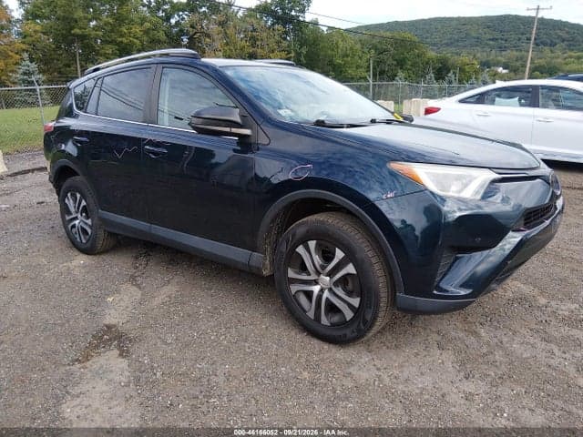 2018 TOYOTA RAV4 LE 1