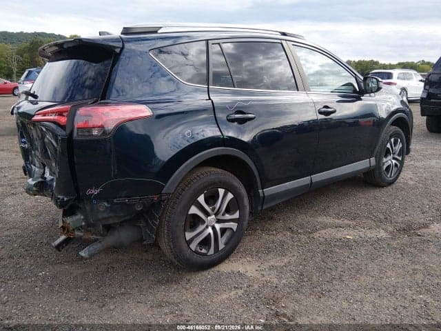 2018 TOYOTA RAV4 LE 4