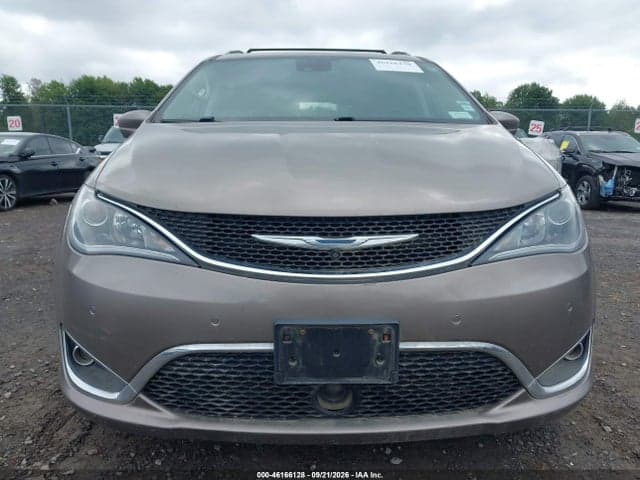 2018 CHRYSLER PACIFICA TOURING L 12