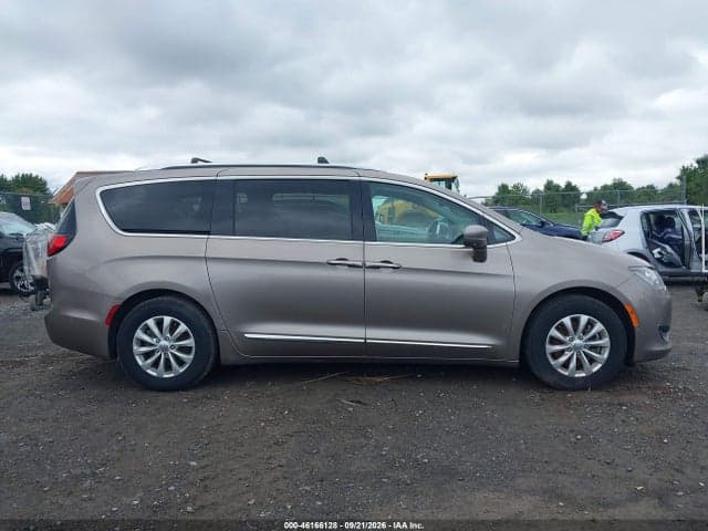 2018 CHRYSLER PACIFICA TOURING L 13