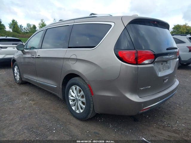 2018 CHRYSLER PACIFICA TOURING L 3