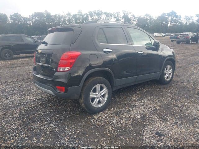 2019 CHEVROLET TRAX LT 4