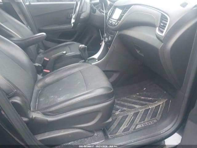2019 CHEVROLET TRAX LT 5