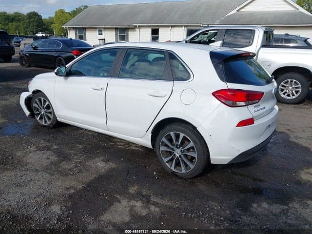 2020 HYUNDAI ELANTRA GT 3