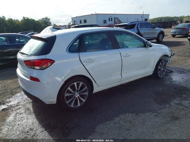 2020 HYUNDAI ELANTRA GT 4
