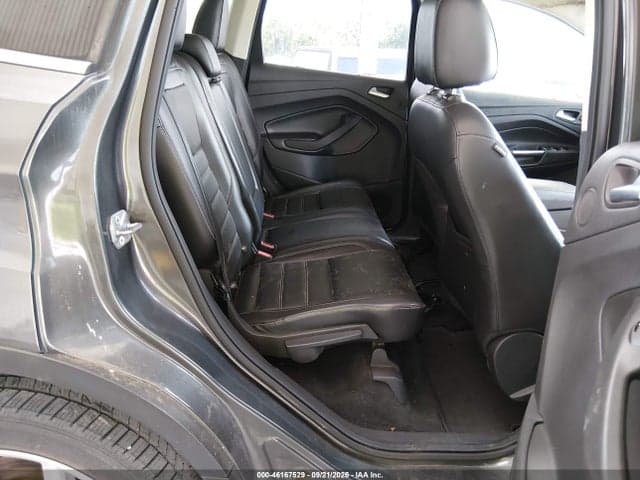 2017 FORD ESCAPE TITANIUM 8