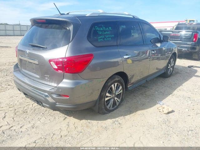 2017 NISSAN PATHFINDER SL 4