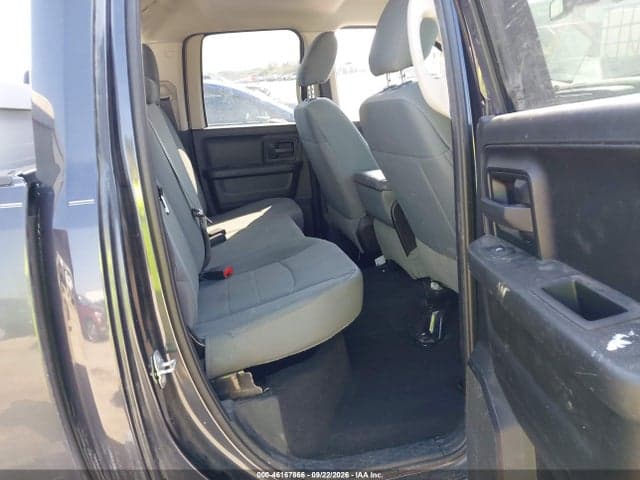 2019 RAM 1500 CLASSIC EXPRESS 4X2 6'4 BOX 8