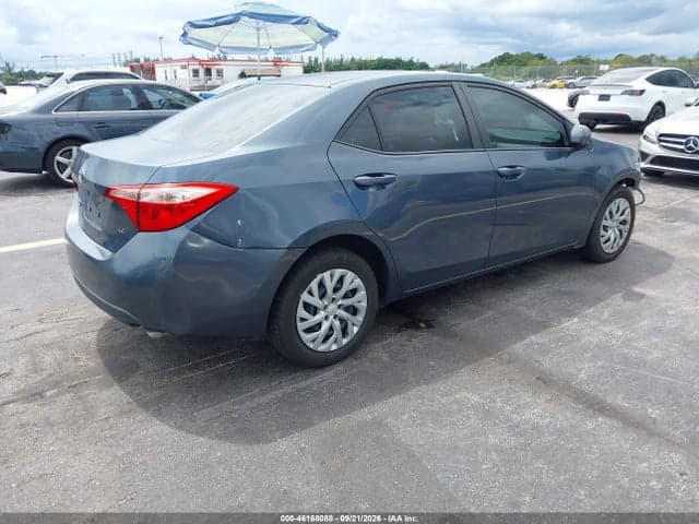 2017 TOYOTA COROLLA LE 4