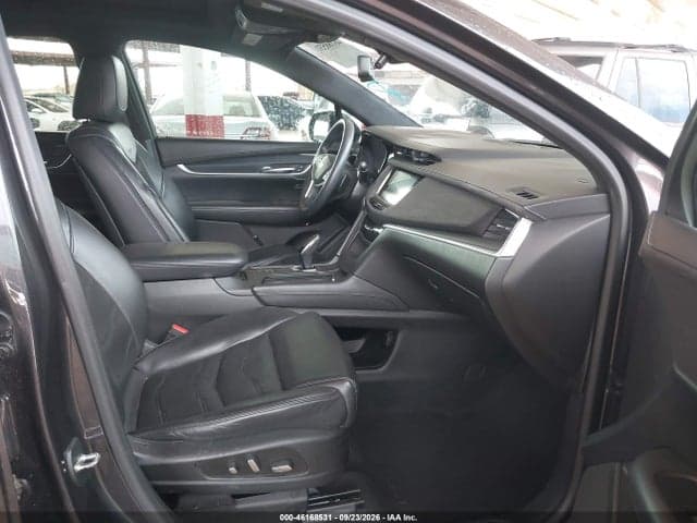 2017 CADILLAC XT5 PLATINUM 5